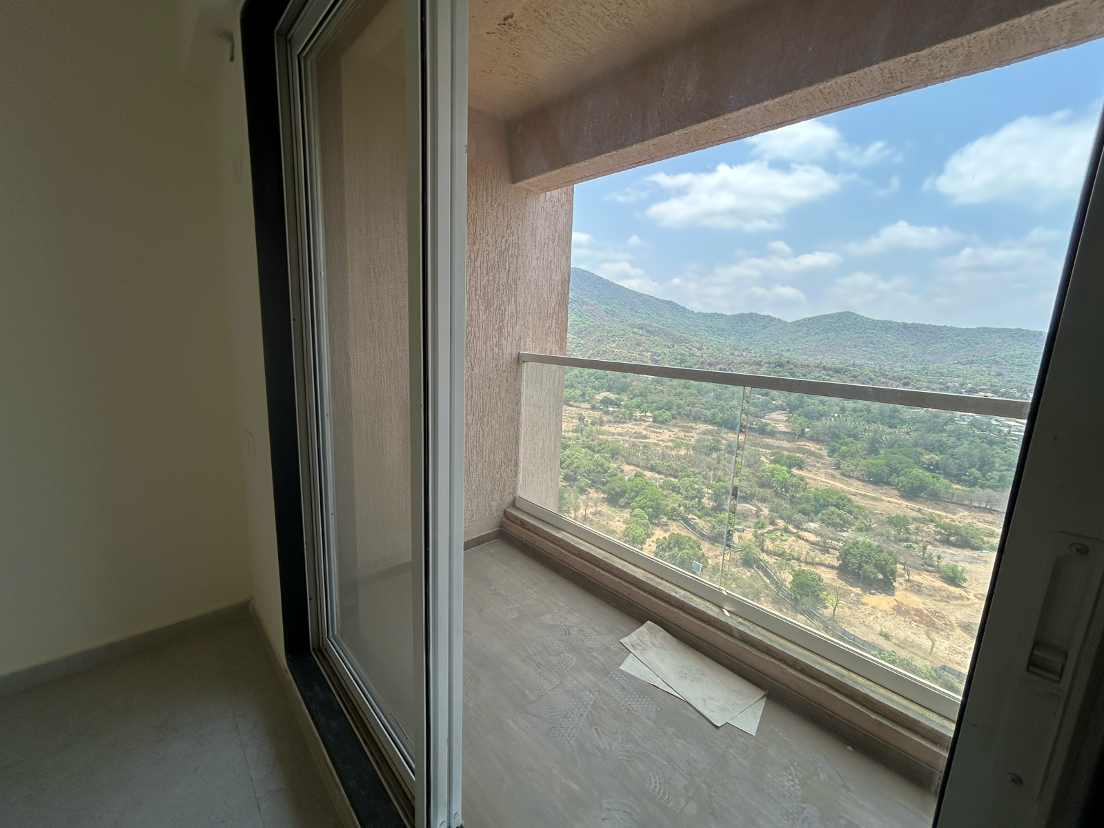 2 BHK + Pooja Room Apartment For Rent in Mahavir Kalpavruksha