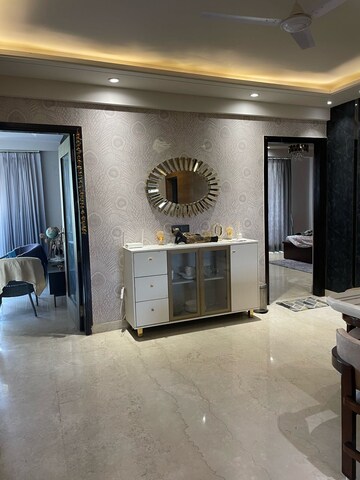 Living Room in 2 BHK Builder Floor at Unitech Arcadia, South City 2 – for Rent