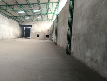  Warehouse For Rent in Focal Point