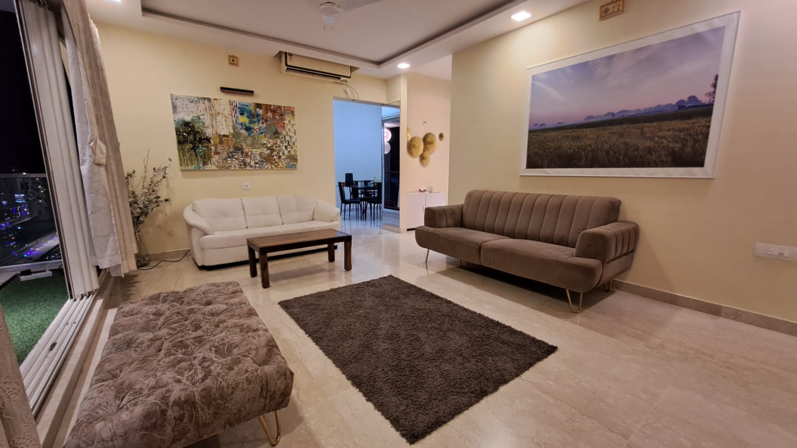 2.5 BHK Apartment For Rent in Kalpa Taru Tarangan I