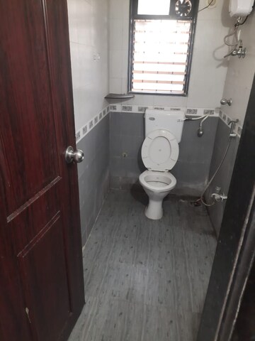 Bathroom in 3 BHK Apartment at Mahesh Tower, Andheri West – for Rent