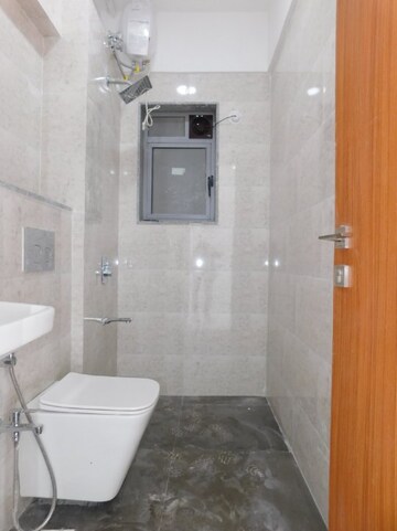 Bathroom in 1 BHK Apartment at Dynamix Avanya, Dahisar East – for Sale