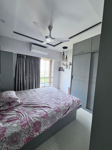 2 BHK Apartment For Rent in Sunteck City Avenue 2, Goregaon West