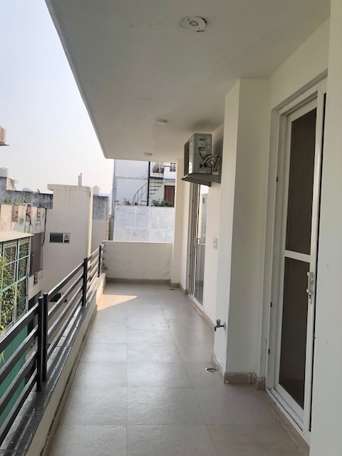 3 BHK + Servant Room Builder Floor For Sale in Sushant Lok I