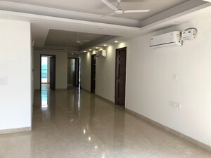 Room in 3 BHK Builder Floor at Sushant Lok I – for Sale