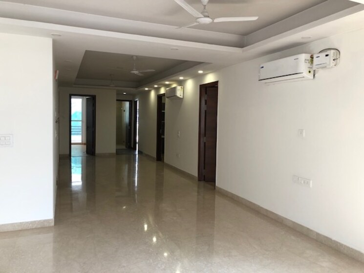 Room, sushant lok i 3 Bedroom 300 Sq.Yd. Builder Floor In Sushant Lok I Gurgaon 8596489