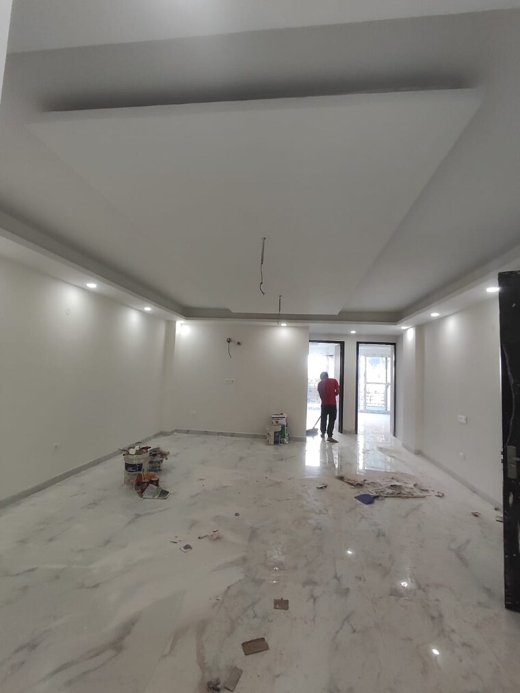 Room, palm-residency-chhatarpur 3.5 Bedroom 2000 Sq.Ft. Apartment In Chattarpur Delhi 8596507