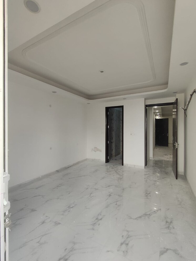 Room, palm-residency-chhatarpur 3.5 Bedroom 2000 Sq.Ft. Apartment In Chattarpur Delhi 8596507