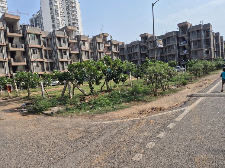 Exterior View, sector 10 greater noida 1.5 Bedroom 30 Sq.Mt. Apartment In Sector 10 Greater Noida Greater Noida 8596525