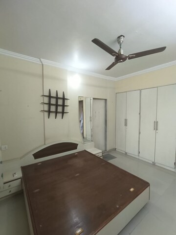 Bedroom in 2 BHK Apartment at Sarovar Darshan, Panch Pakhadi – for Rent