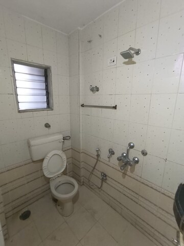 Bathroom in 2 BHK Apartment at Sarovar Darshan, Panch Pakhadi – for Rent
