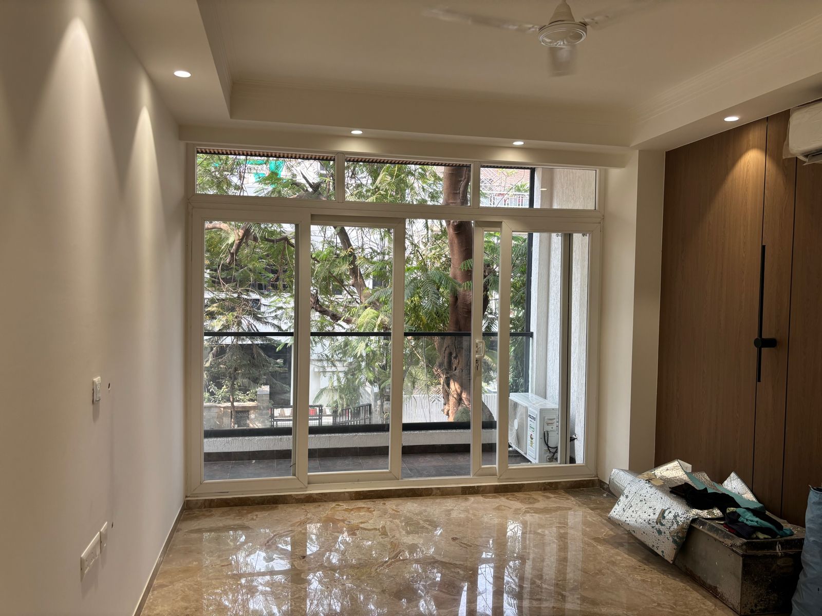 3 BHK + Servant Room Builder Floor For Rent in DLF City Gurgaon