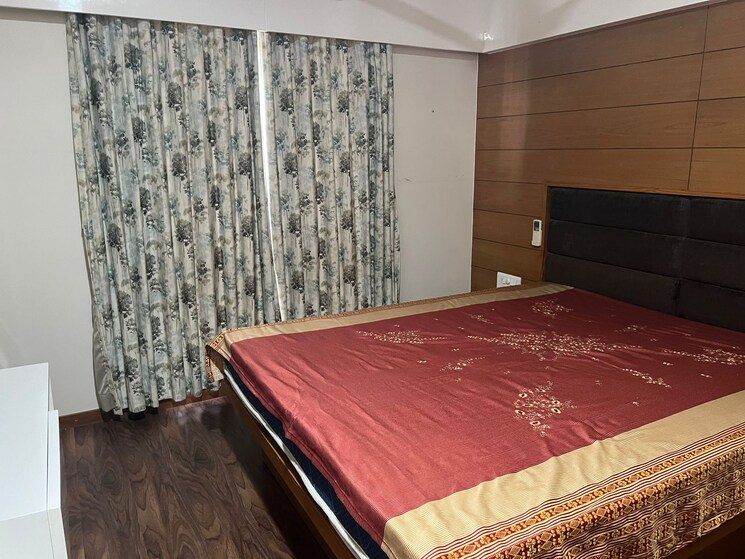 Bedroom, godrej-garden-city-pinecrest 3 Bedroom 2211 Sq.Ft. Apartment In Jagatpur Ahmedabad 8596570