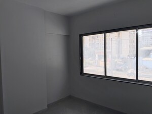 Room in 2 BHK Apartment at Viva Parijat Heights, Nalasopara West – for Sale