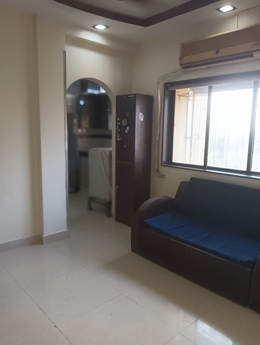 1 BHK + Extra Room Apartment For Rent in Adarsh CHS Oshiwara