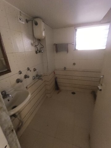 Bathroom in 2 BHK Apartment at Sarovar Darshan, Panch Pakhadi – for Rent