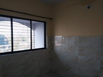 Room in 2 BHK Apartment at Vashi Sector 30 – for Rent