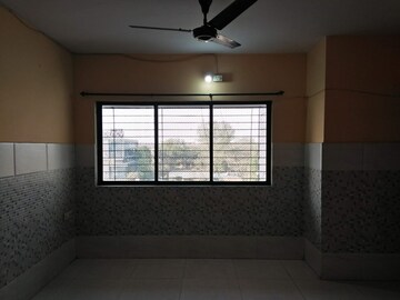 Room in 2 BHK Apartment at Vashi Sector 30 – for Rent