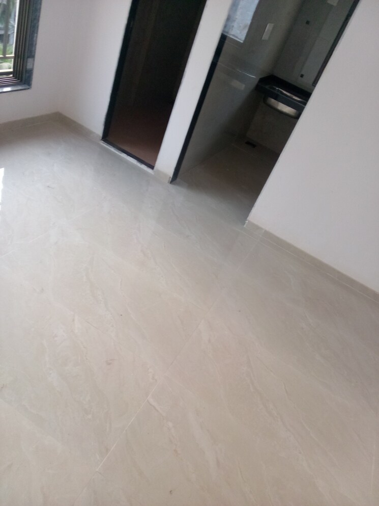 Room, madhu-matrusmruti-chs 1 Bedroom 400 Sq.Ft. Apartment In Goregaon West Mumbai 8596742