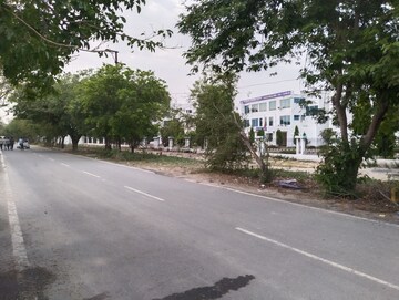  Plot For Sale in Knowledge Park 3 Greater Noida