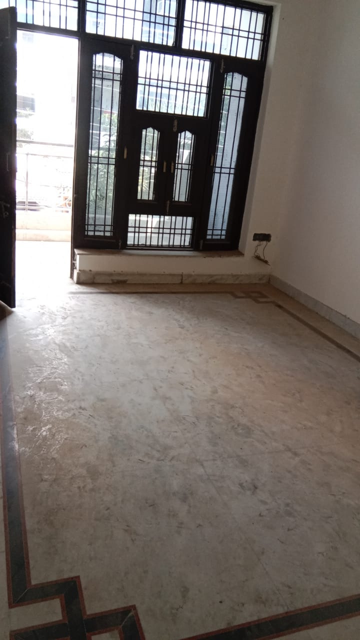 2 BHK + Pooja Room Builder Floor For Rent in Sector 21d