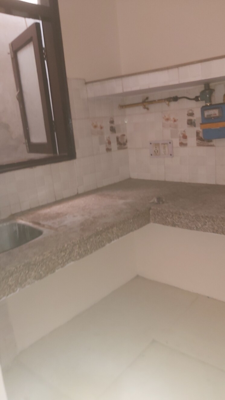 Bathroom, mayur vihar 1 RK 400 Sq.Ft. Builder Floor In Mayur Vihar Delhi 8596798