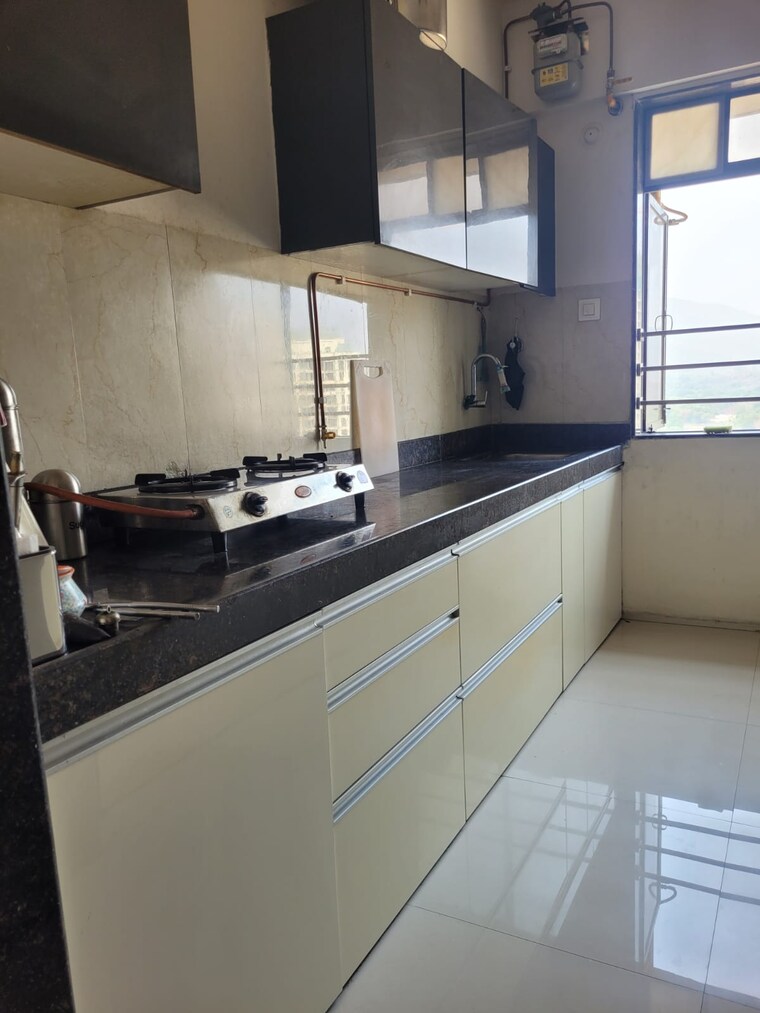 Kitchen, satguru-solitaire 3 Bedroom 800 Sq.Ft. Apartment In Kasarvadavali Thane 8596803