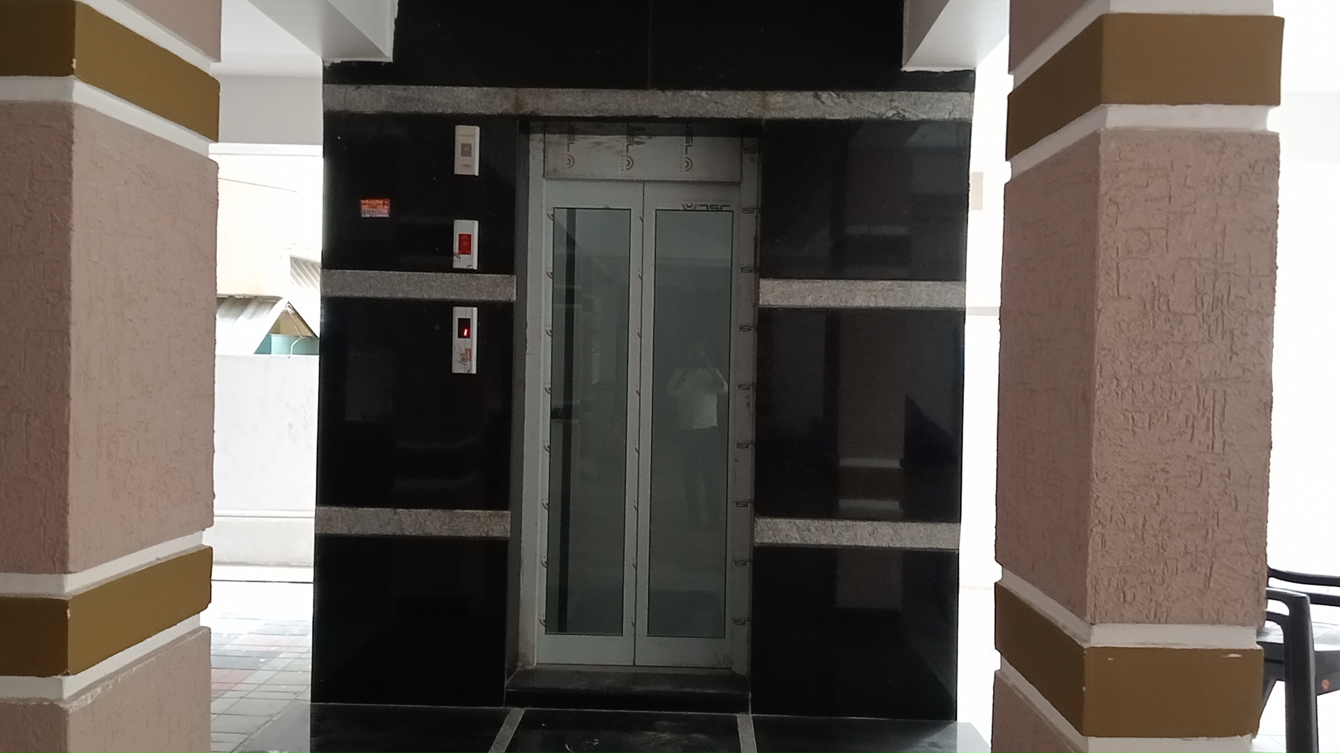 3 BHK + Pooja Room,Servant Room,Study Room,Extra Room Apartment For Sale in Manikonda 