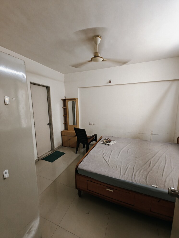 Bathroom, ambiience-antilia 2 Bedroom 1000 Sq.Ft. Apartment In Bavdhan Pune 8596811