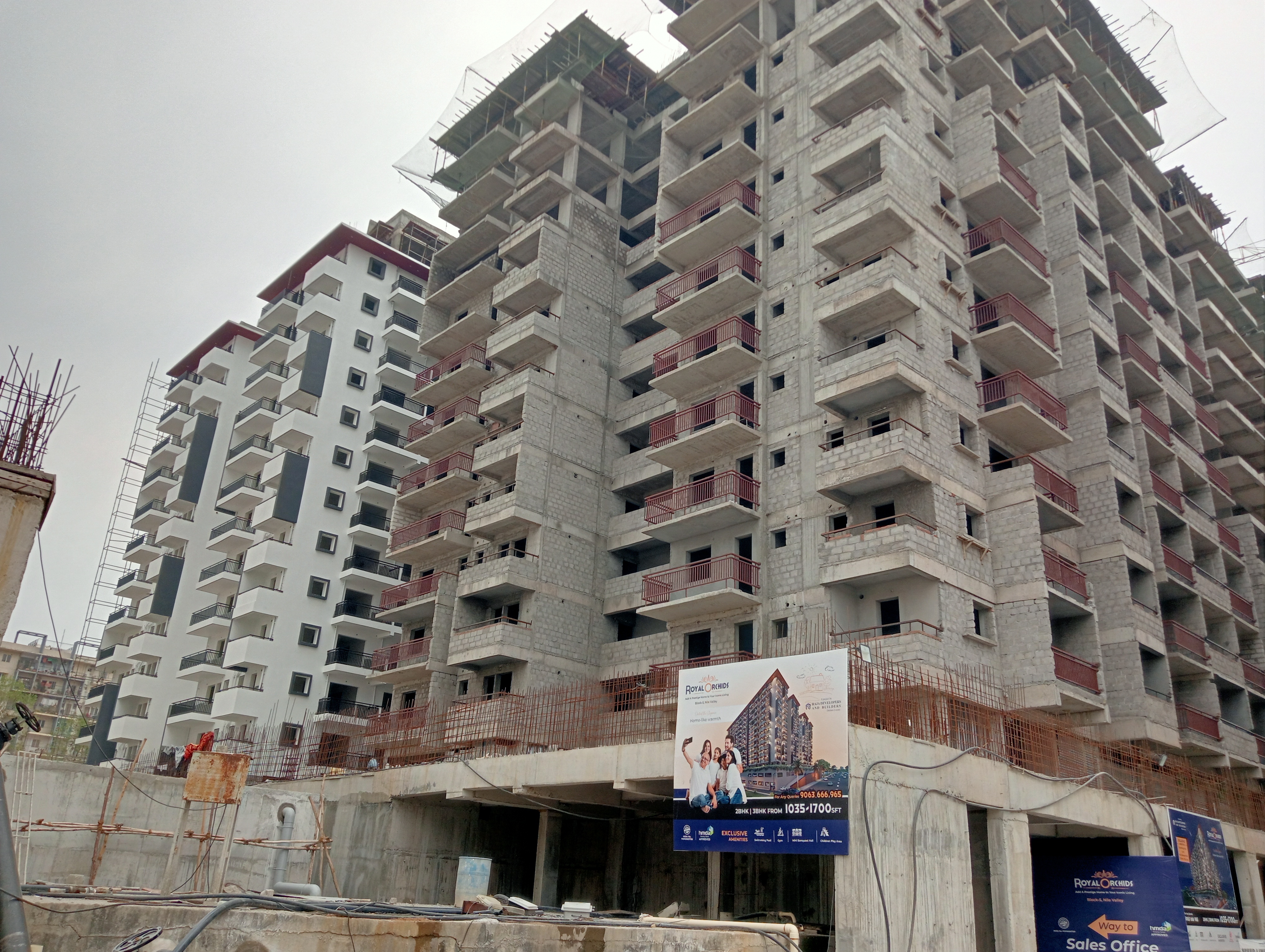 3 BHK + Pooja Room,Servant Room,Study Room,Extra Room Apartment For Sale in Chanda Nagar 