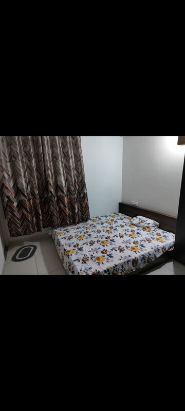 Bedroom in 3 BHK Apartment at Sangath Skyz, Motera – for Rent