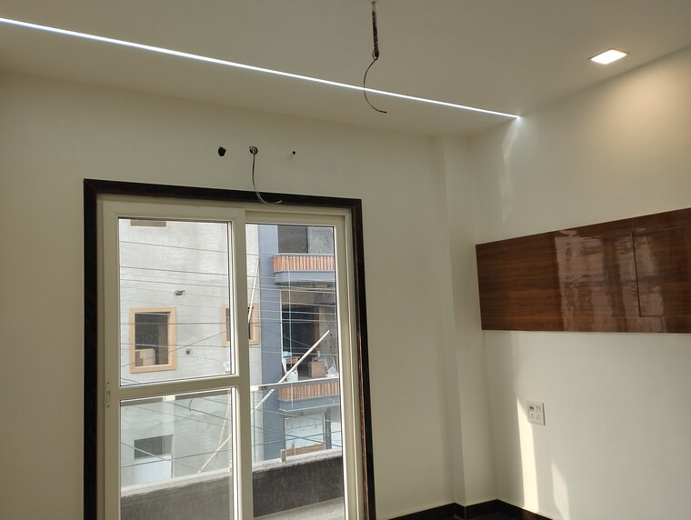 undefined, sector 15 5 Bedroom 172 Sq.Yd. Independent House In Sector 15 Sonipat 8596819