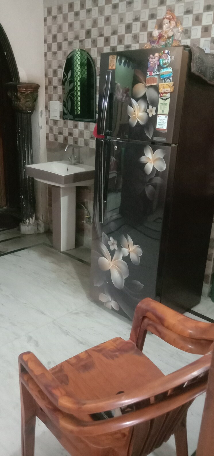  Parking, nehru nagar iii 3 Bedroom 120 Sq.Yd. Builder Floor In Nehru Nagar Iii Ghaziabad 8596822