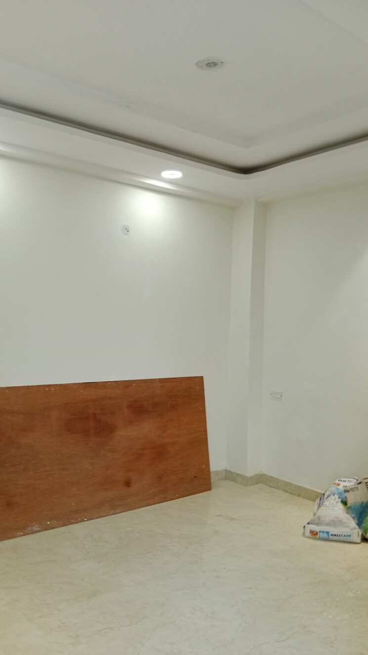 Room, fidato-honour-homes 3 Bedroom 180 Sq.Yd. Builder Floor In Sector 89 Faridabad 8596844