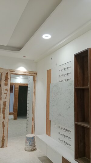 Building Lobby in 3 BHK Builder Floor at Fidato Honour Homes, Sector 89 – for Sale