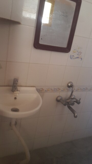 Bathroom in 1 BHK Independent House at Rt Nagar – for Rent