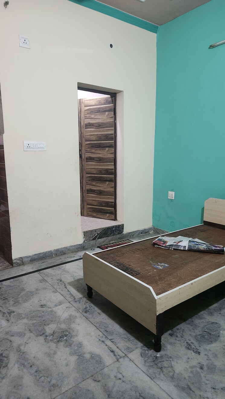 undefined, spring-field 2 Bedroom 800 Sq.Ft. Builder Floor In Sector 31 Faridabad 8596854