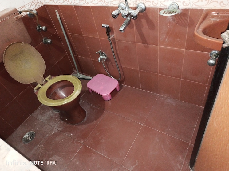 Attached Bathroom, giri-govind-apartment 2 Bedroom 1065 Sq.Ft. Apartment In Kopar Khairane Navi Mumbai 8596899