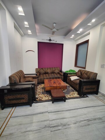 2 BHK Builder Floor For Rent in Sector 47