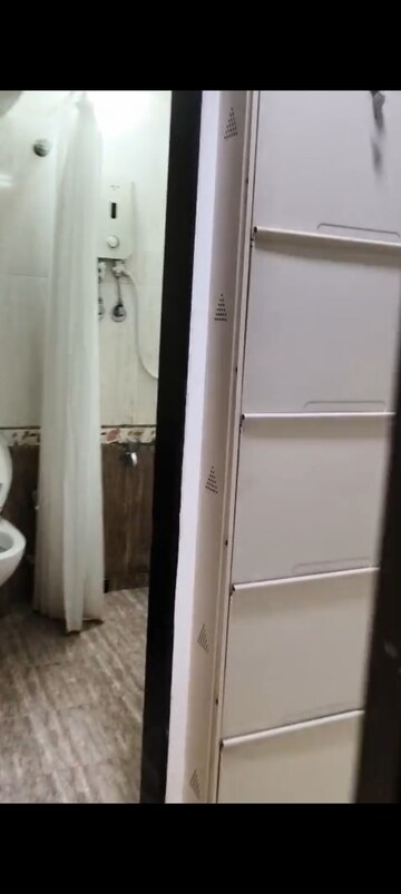Furnished Amenities in 2 BHK Apartment at Pradnya Apartment Vakola, Vakola – for Rent