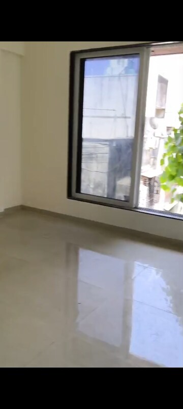 2 BHK Apartment For Rent in Happy House, Vakola