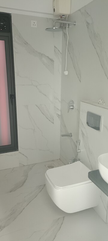 Bathroom in 2.5 BHK Apartment at DLH Dawn, Santacruz West – for Rent