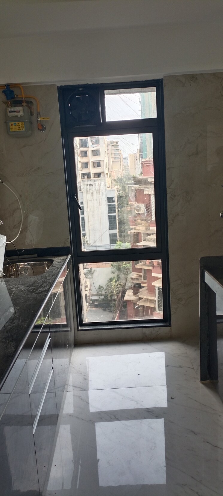 Balcony, dlh-dawn 2.5 Bedroom 800 Sq.Ft. Apartment In Santacruz West Mumbai 8596907