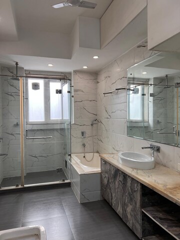 Bathroom in 3 BHK Builder Floor at Sushant Lok 2, Sector 57 – for Rent