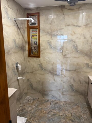 Bathroom in 3 BHK Builder Floor at Sagavi Apartment, Sector 55 – for Rent