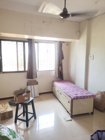 Living Room in 1.5 BHK Apartment at Jeevan Prakash CHS, Nehru Nagar – for Rent