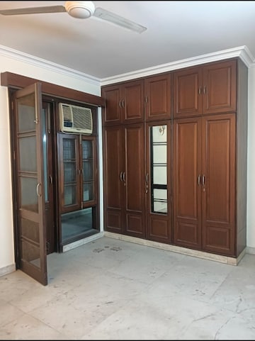 3.5 BHK Builder Floor For Rent in Chittaranjan Park