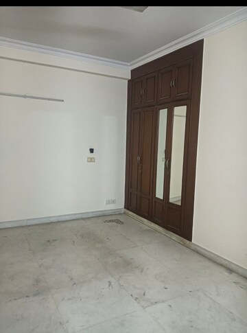 3.5 BHK Builder Floor For Rent in Chittaranjan Park