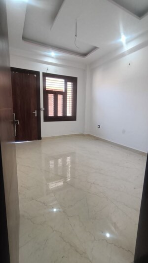 3 BHK Builder Floor For Sale in Sector 73