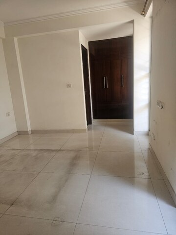 Room in 3 BHK Builder Floor at Sector 47 – for Rent